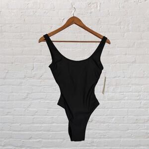 No Boundaries Women’s XS Black One Piece Swimsuit Scoop Neck Stretch NWT